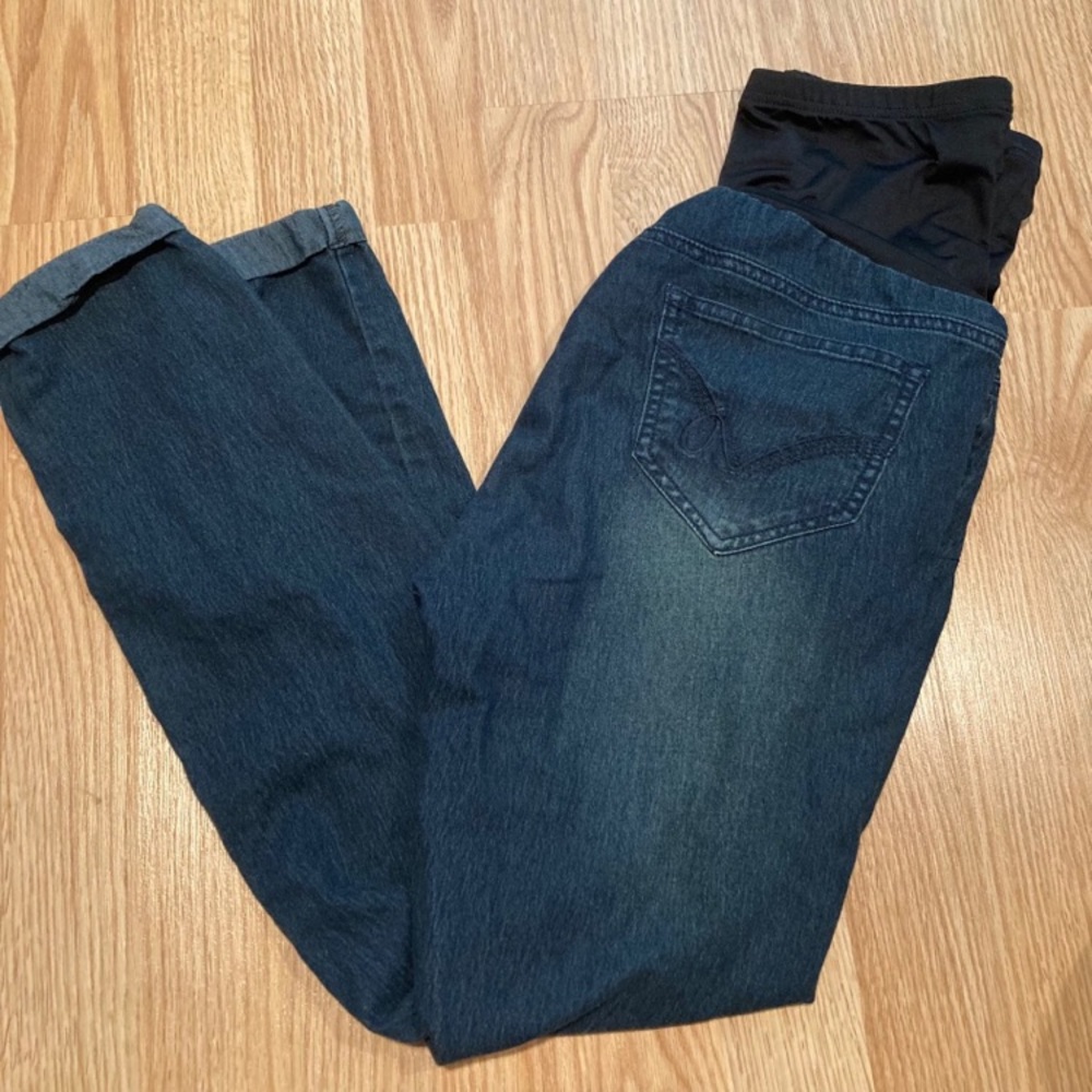 Maternity Jeans Dark Wash Denim‎ Cuffed Ankle Distressed Detail Comfort